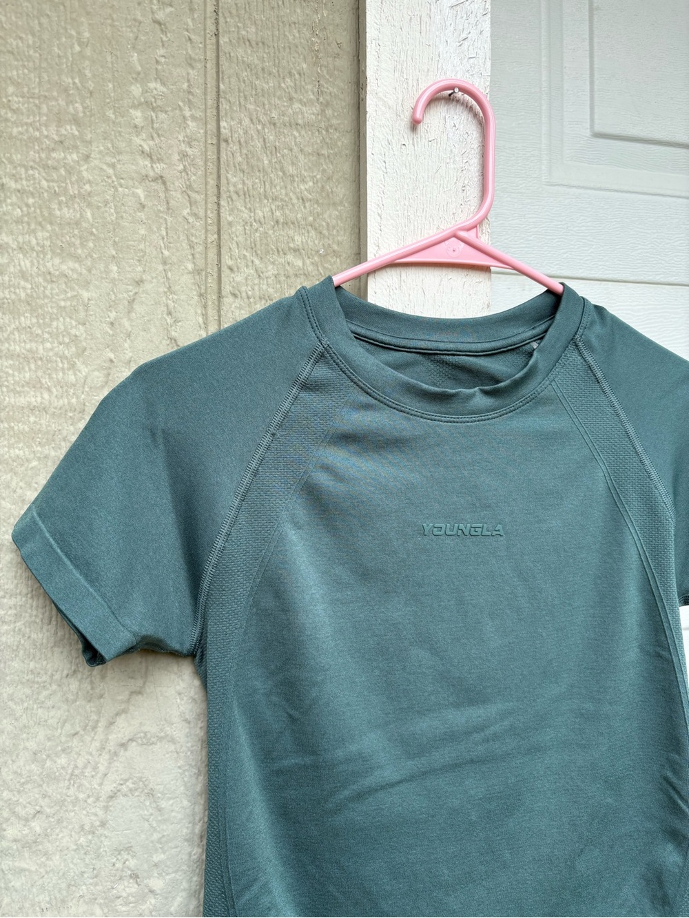 Seamless Compression Top - Picture 3 of 9